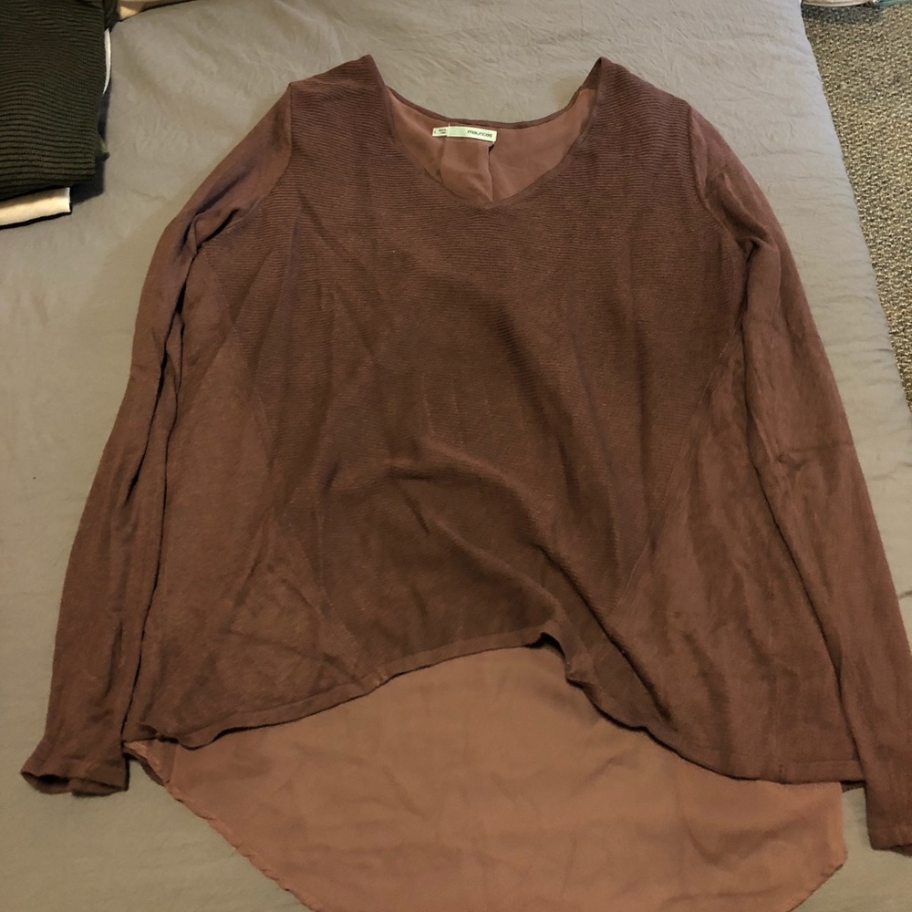 Sweater top